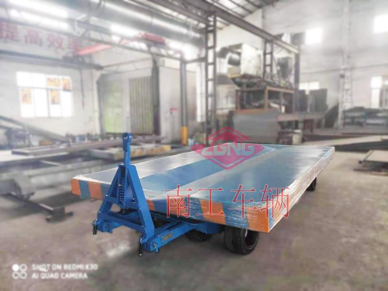 牵引重型华体会（中国）20吨下凹式