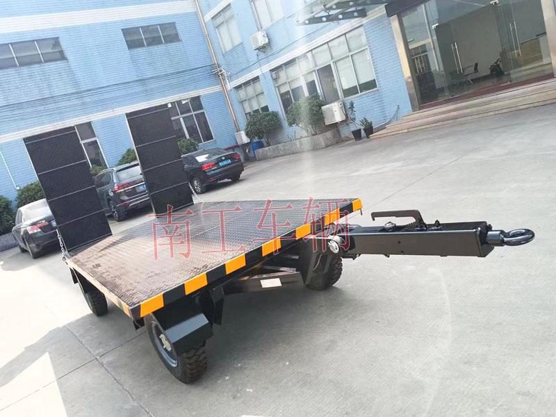 3吨带爬梯工业牵引华体会（中国）