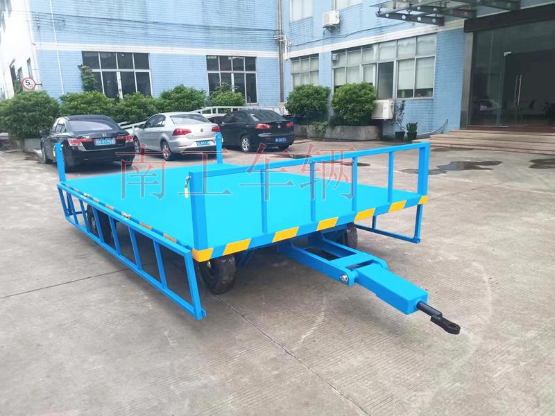 5吨下翻护栏型华体会（中国） 无动力牵引工具拖车