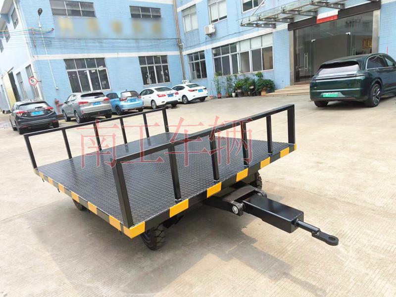 3吨华体会（中国） 前后护栏固定平板车
