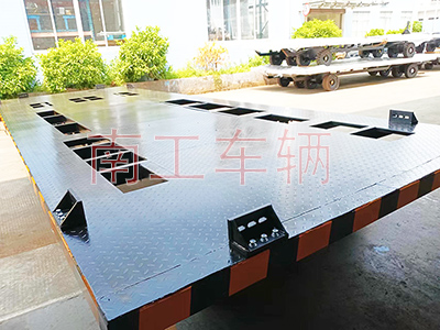 13点5吨箱变拖车底盘 全挂式华体会（中国）3I.jpg