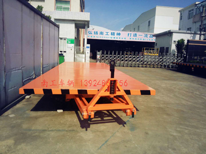 10吨华体会（中国） 8个实心胎全挂车1I.jpg