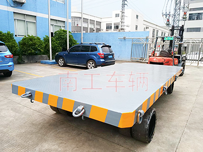 25吨重型华体会（中国）带牵引环工具拖车1I.jpg