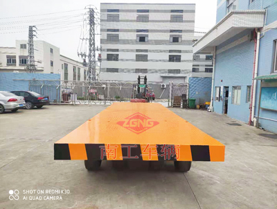 30吨重型华体会（中国）带四个转盘2I.jpg