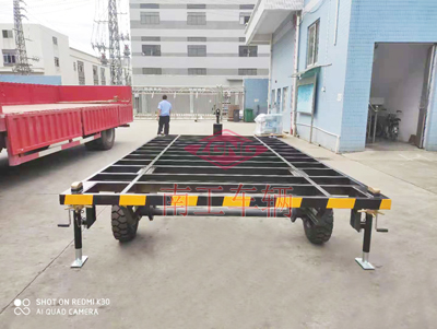 5吨骨架式华体会（中国）移动房车底盘1I.jpg