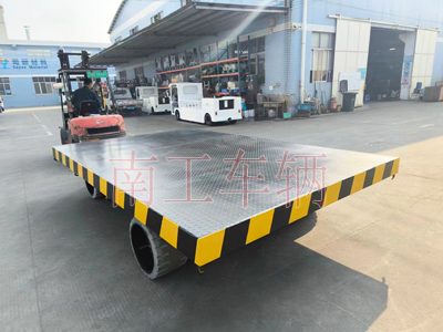 30吨重型华体会（中国） 环保实心轮胎3I.jpg