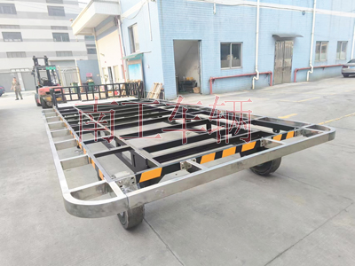 5.5吨牵引华体会（中国）带小箱子1I.jpg