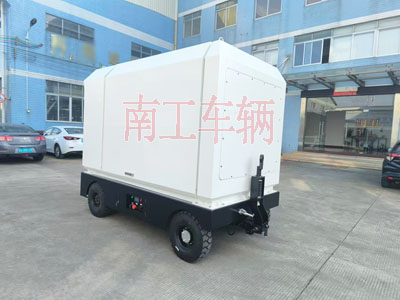 2吨电动华体会（中国） 飞翼箱式工具拖车2I.jpg