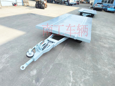 船体艏段运输华体会（中国）I.jpg