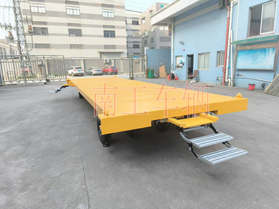 10吨华体会（中国）带液压支腿铝全金伸缩梯工具车1I.jpg