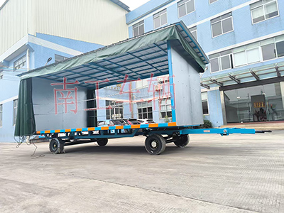 5吨雨篷拖车 牵引华体会（中国）5I.jpg