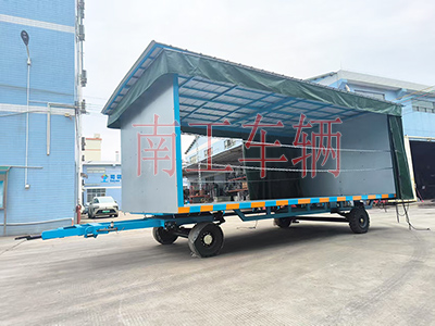 5吨雨篷拖车 牵引华体会（中国）4I.jpg