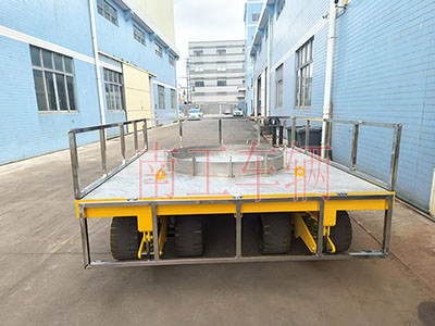 25吨重型华体会（中国）带圆型不锈钢上装工具拖车7I.jpg