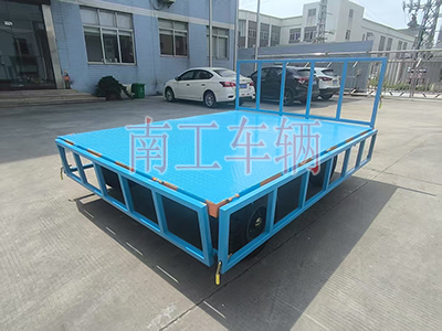 5吨下翻式护栏华体会（中国） 全挂工具拖车4I.jpg